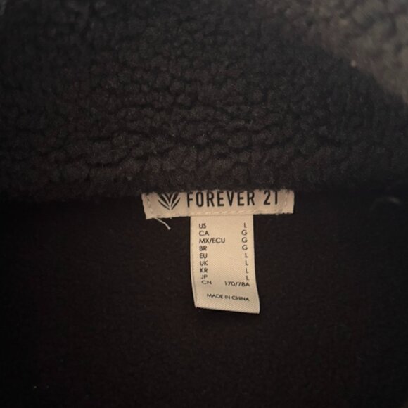 Forever 21 Sherpa Jacket – Size Large - Picture 2 of 3